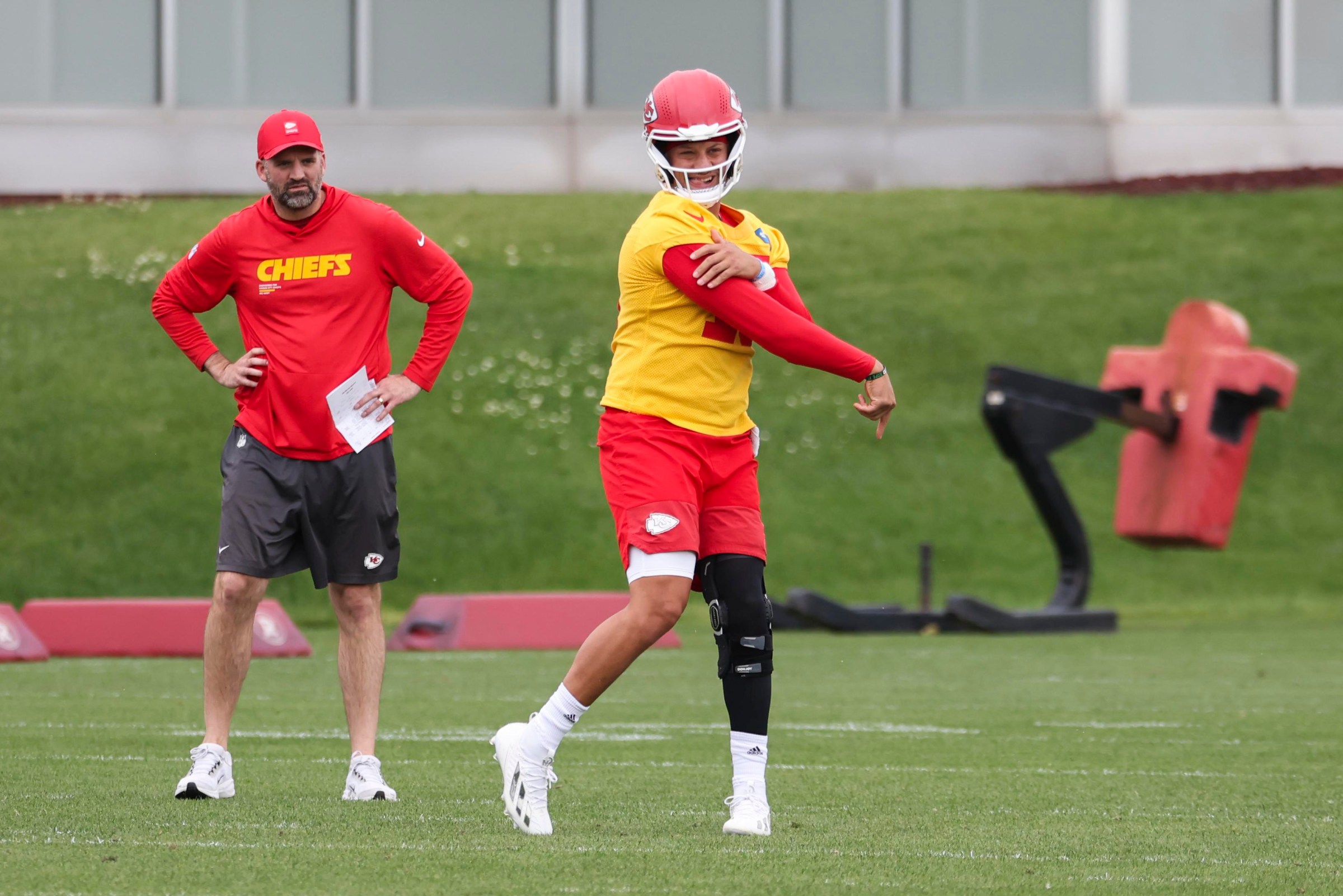 KANSAS CITY, MO - MAY 28: Quarterback Patrick Mahomes #15 of the Kansas City Chiefs follows through on a pass during the Kansas City Chiefs OTA’s on May 28, 2026 at the Chiefs Training Facility in Kansas City, MO. (Photo by Scott Winters/Icon Sportswire via Getty Images)