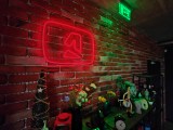 Low-light samples, ultrawide camera (0.6x) - 16mm, f/2.2, ISO 4000, 1/10s (4000x3000px) - Honor 600 review