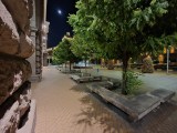 Low-light comparison, ultrawide camera, Night mode: Galaxy S25 FE - 13mm, f/2.2, ISO 640, 1/10s (4000x3000px) - Samsung Galaxy A57 vs. Galaxy S25 FE