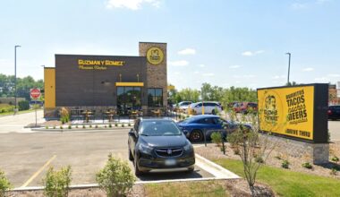 Mexican chain Guzman y Gomez suddenly closes all restaurants in Lake, McHenry counties and surrounding area