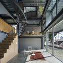 © Toshiyuki Yano House in Kitano / Tomohiro Hata Architect and Associates - Interior Photography, Stairs, Balcony