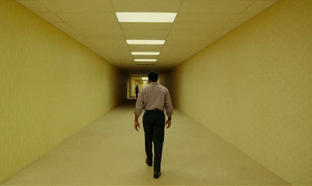 'Backrooms' Review: Chiwetel Ejiofor & Renate Reinsve Horror Film