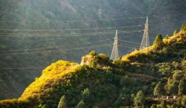 Transmission gaps are beginning to constrain India's rapid renewables integration
