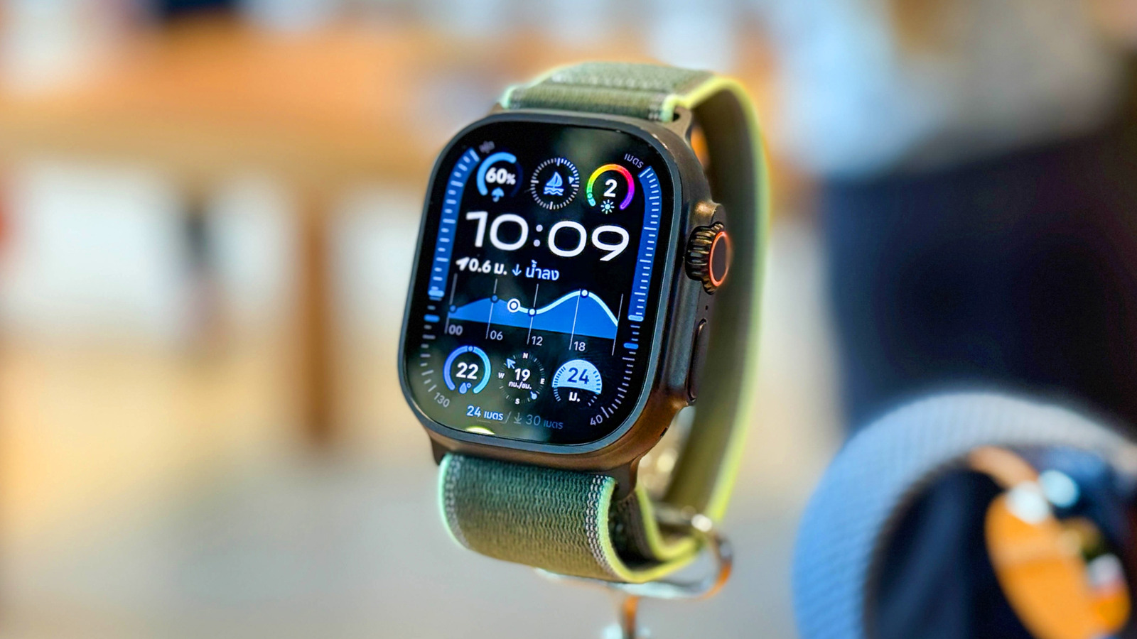 Why Slapping Your Apple Watch Is Actually Useful