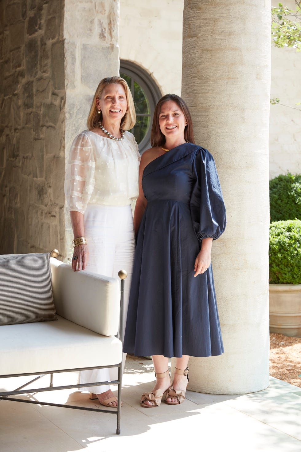 melanie pounds mountain brook house tour portrait designer melanie pounds with her mother and client cindy robinson