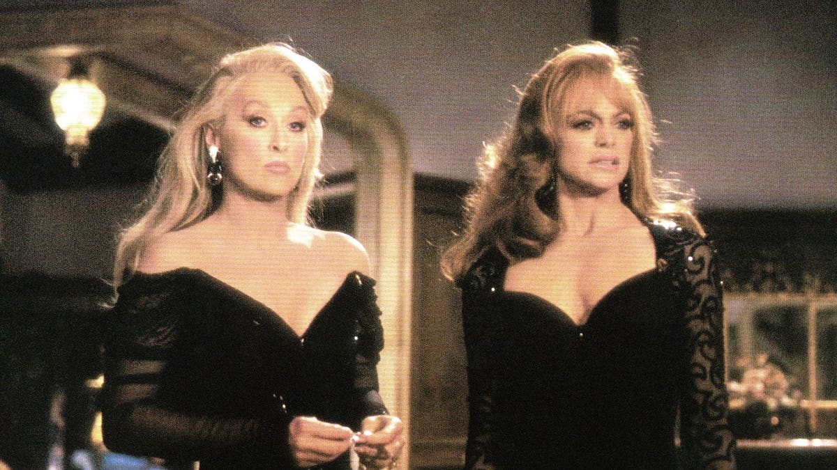 Meryl Streep and Goldie Hawn posing together in 1992.