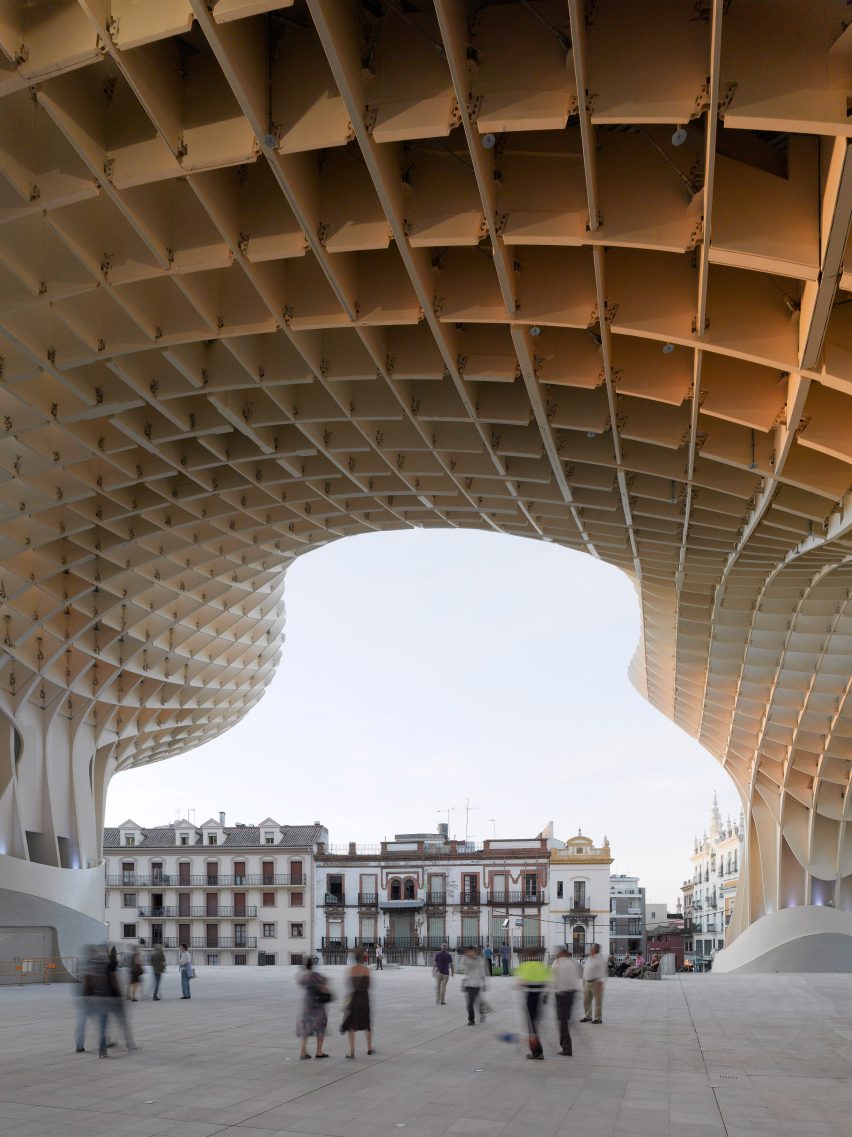 Seville timber urban sculpture