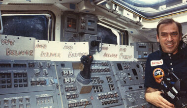 John Fabian, NASA astronaut who was first to catch a satellite in orbit, dies at 87
