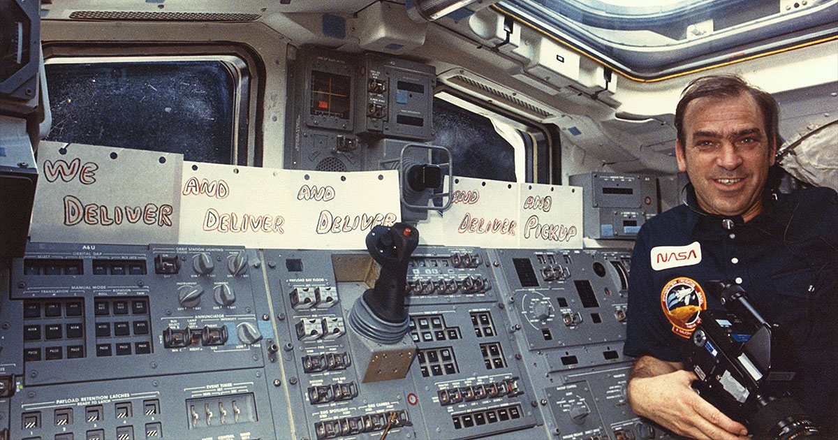 John Fabian, NASA astronaut who was first to catch a satellite in orbit, dies at 87