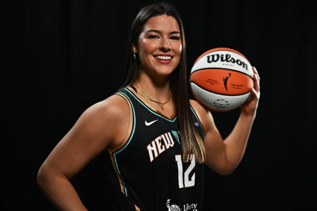 Liberty sign Alexandra Fowler for final developmental spot