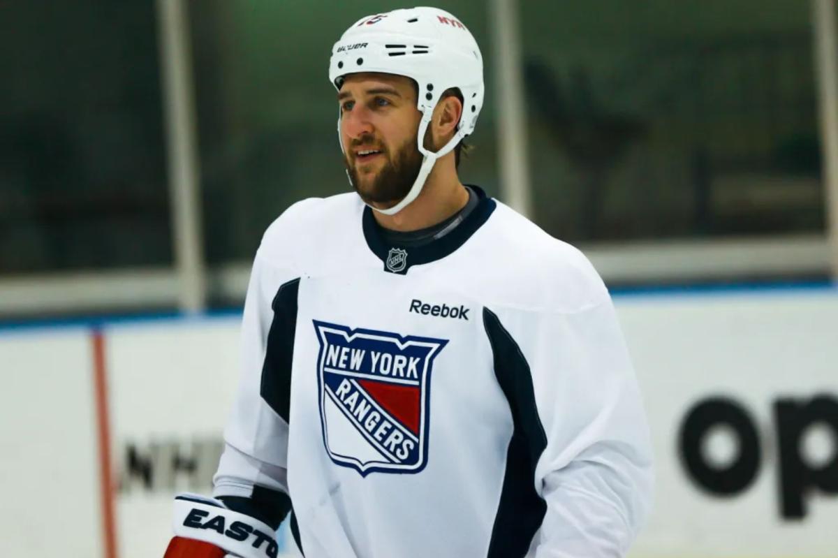 Rangers promote Tanner Glass to director of player development