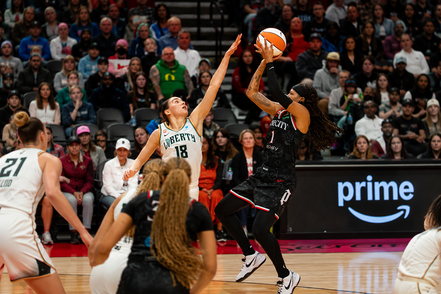Portland Fire Ignite Oregon’s Basketball Passion as WNBA Returns to Rose City