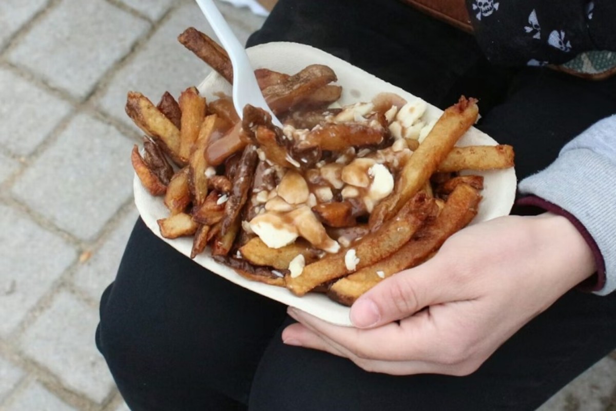Brooks Laich tells story of Capitals teammates offering him $6,000 to eat poutine at a bar: ‘I’m like, I’m not eating it, because I was an obsessive health nut’