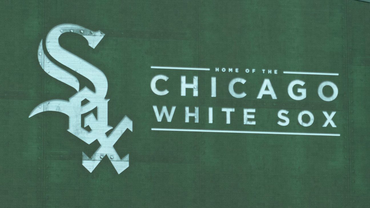 White Sox say fan who fell into the bullpen doing well