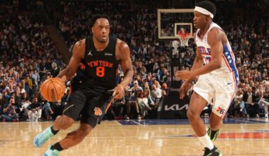 Knicks' OG Anunoby exits Game 2 late with apparent leg injury