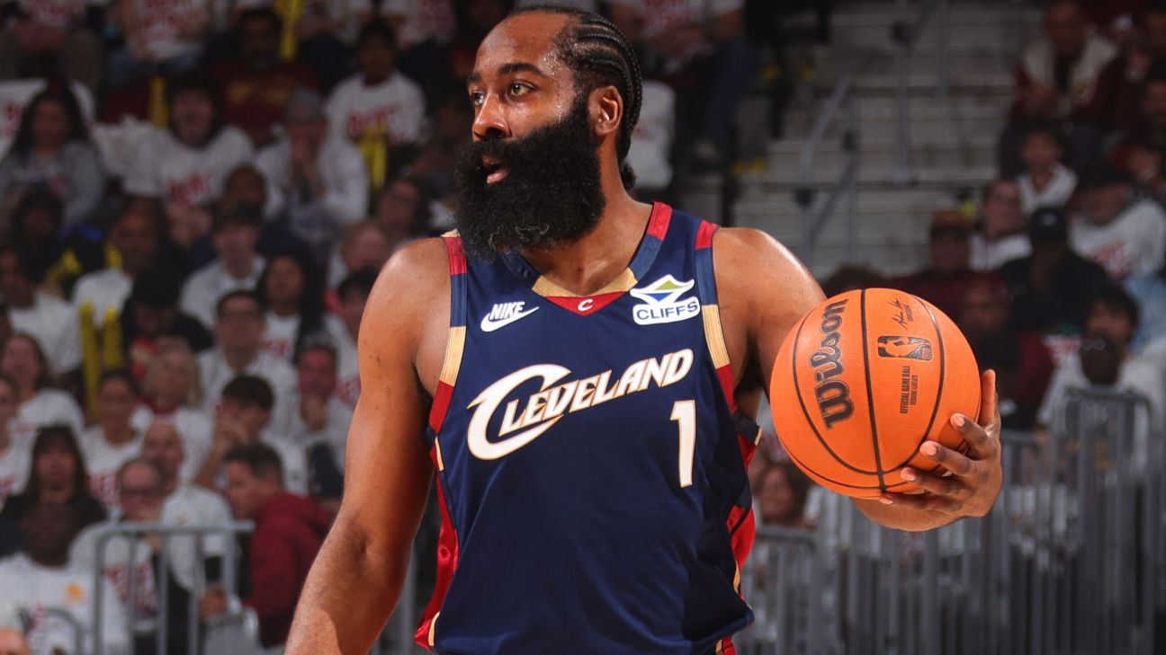 James Harden overtakes Stephen Curry for 10th in playoff scoring