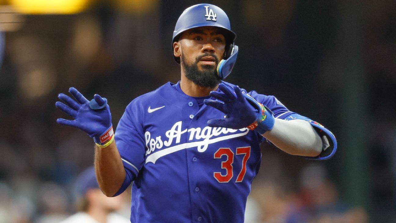 Teoscar Hernandez ties career high with 6 RBI in Dodgers' win