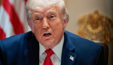 Trump appears to threaten Oman over Strait of Hormuz impasse | US-Israel war on Iran News