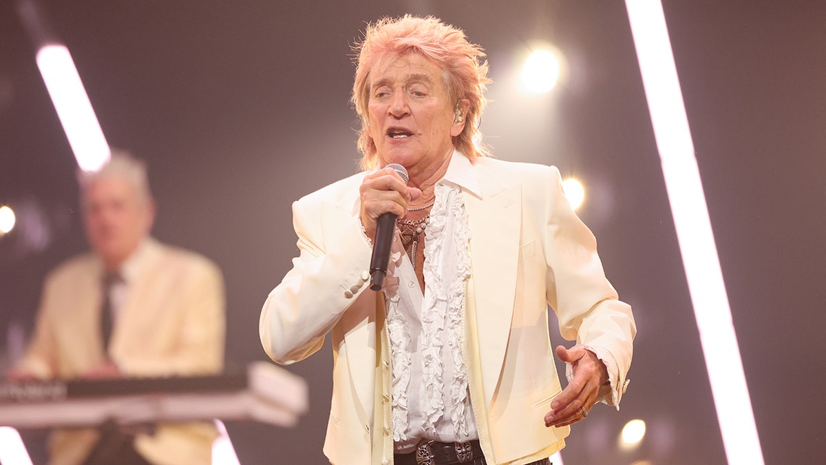 Rod Stewart performing onstage at the American Music Awards in Las Vegas