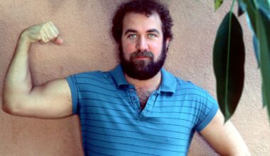"Maniac" singer Michael Sembello