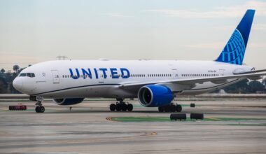 United flight declares emergency over Bluetooth broadcast, passengers say