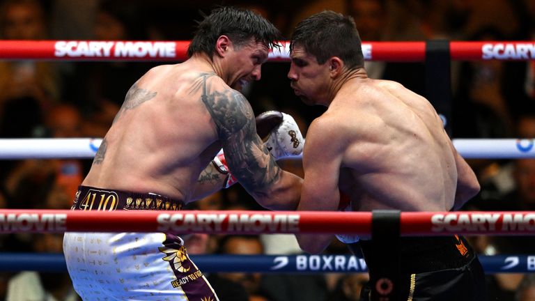 Oleksandr Usyk defends WBC world title against Rico Verhoeven