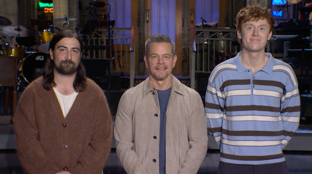 'SNL' Promo: Matt Damon Likes Apples