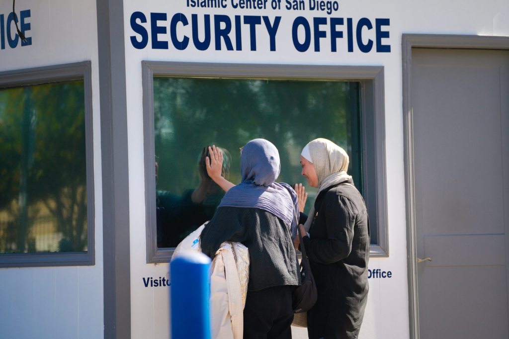 Teens suspected in mosque shooting met online, where they were radicalized, FBI says – San Diego Union-Tribune
