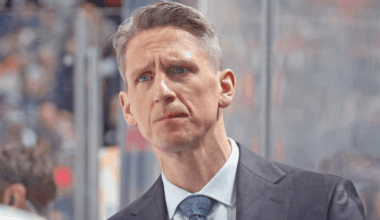 Knoblauch fired as Oilers coach, no replacement named