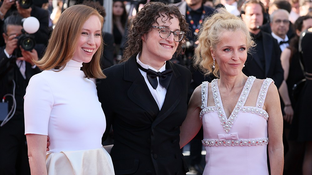 Teenage Sex and Death at Camp Miasma Rocks Cannes With Lesbian Sex Horror