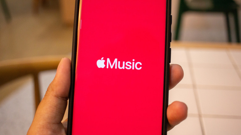 Apple Music logo on an Android phone.