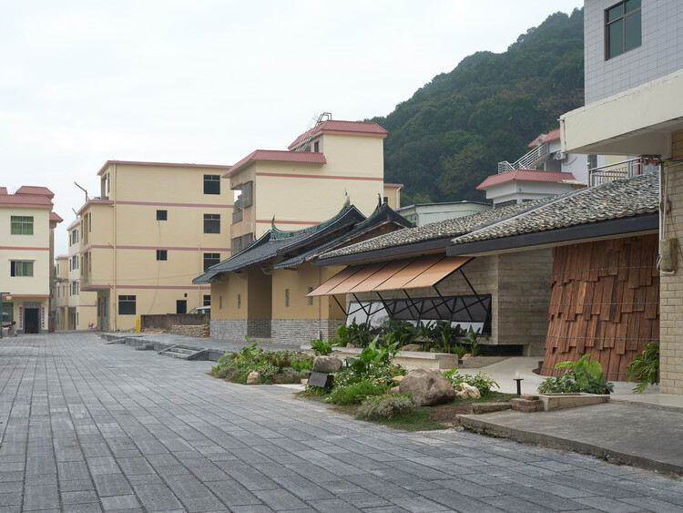 Tree Tavern & Cave Teahouse / ARC Z Architects + Practice on Earth - Exterior Photography