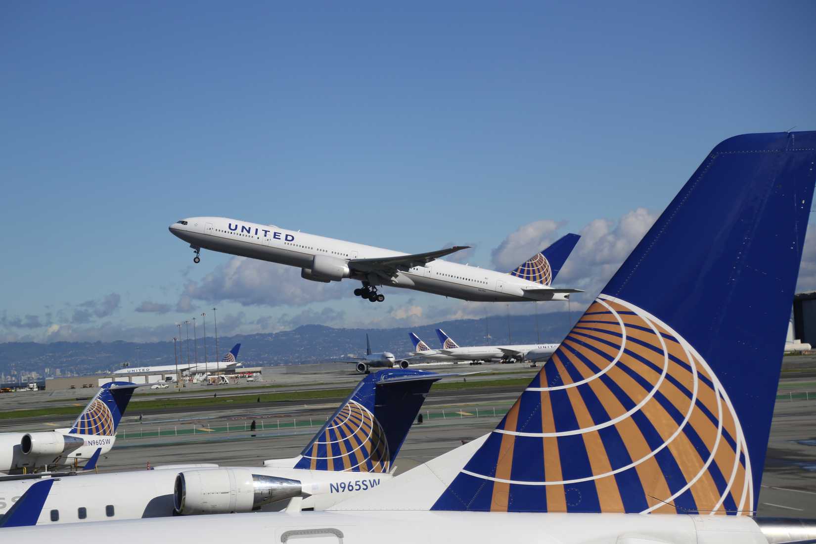 United Airlines plane takes off in San Francisco International Airport