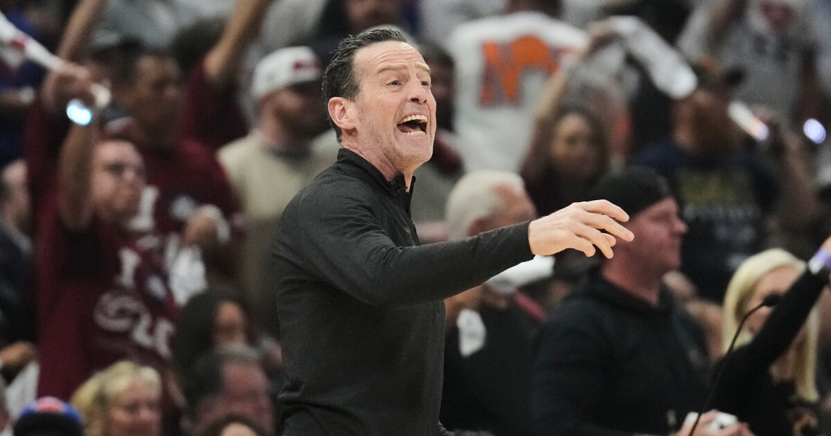 Pluto: Cavs right to avoid coaching carousel and let Gilbert, Altman fix roster