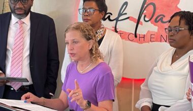 Wasserman Schultz joins advocates to urge US Supreme Court to protect TPS for Haitians, Venezuelans