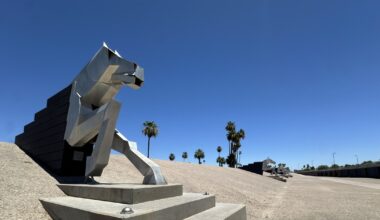 Q&AZ: Why are there metal horse statues near McCormick Ranch in Scottsdale?