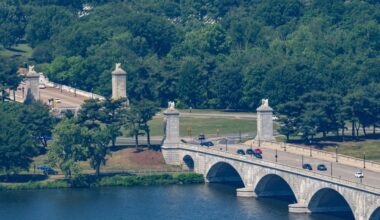 Trump's proposed Washington arch gets another review