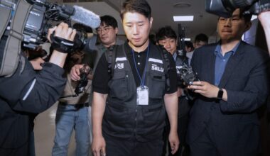 Samsung's union puts off strike after reaching wage deal with company