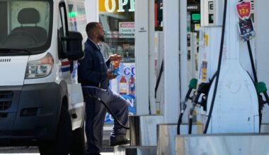 America In Focus: Hotter inflation doesn't stop consumers, investors