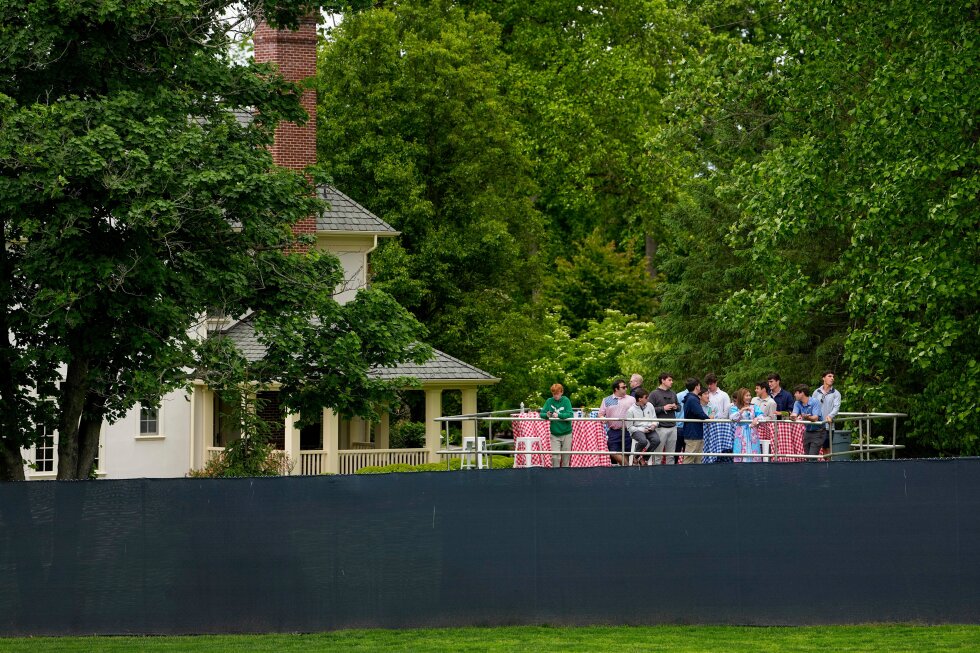 PGA Championship neighbors enjoy clear views outside the course
