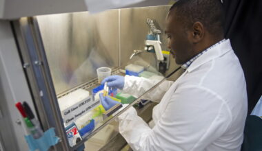 From O’Hare to the hospital, here’s how Chicago is preparing for Ebola