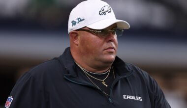 Eagles extend contracts of Big Dom, assistant G.M. Jon Ferrari