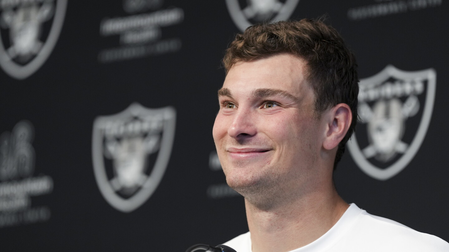 Raiders OC Andrew Janocko: Fernando Mendoza wants to come in, grind every day