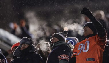 Bears say they have "exhausted every opportunity to stay in Chicago"