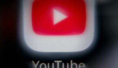 YouTube could be shut out of NFL games for 2026