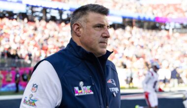 Report: Mike Vrabel, Dianna Russini rented boat together in June 2021