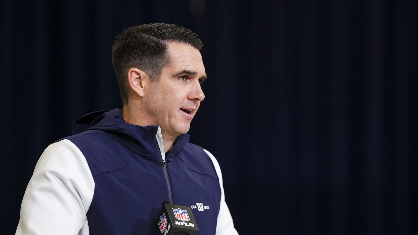Giants extend G.M. Joe Schoen's contract