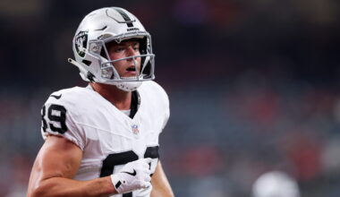 Klint Kubiak: Brock Bowers is a football robot from heaven