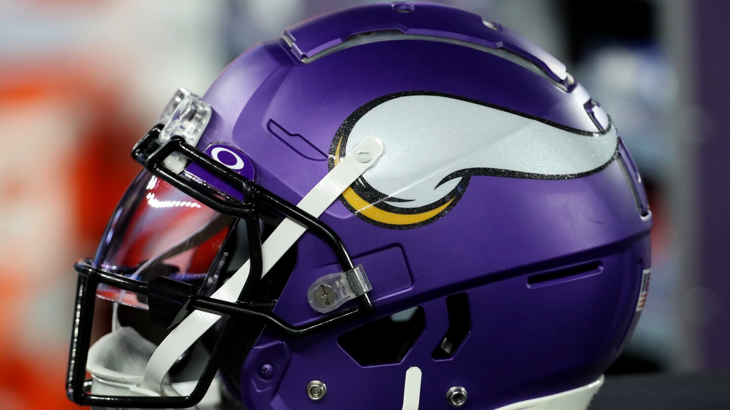 Report: "True competition" coming between Kyler Murray, J.J. McCarthy