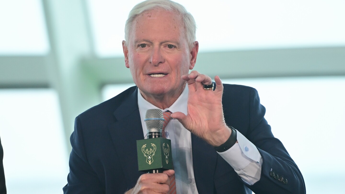 Jimmy Haslam is taking on a bigger role with the Milwaukee Bucks